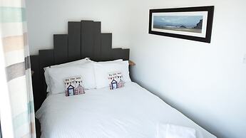 Lusty Glaze Beach Accommodation