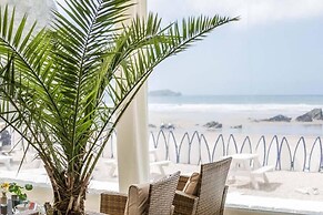 Lusty Glaze Beach Accommodation