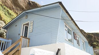 Lusty Glaze Beach Accommodation