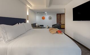 Santa Catalina Hotel