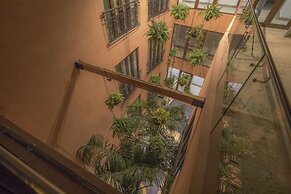 Santa Catalina Hotel