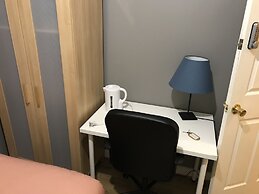 Rooms at 5 Hammersmith Road - Hostel
