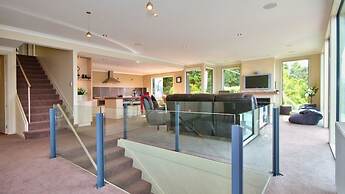 Heavenly View on Hensman