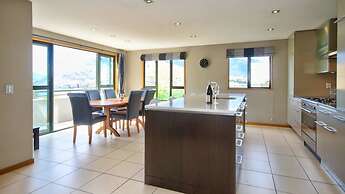 Sun Spa Ski on Hensman