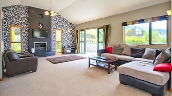 Sun Spa Ski on Hensman