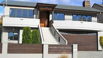 Sun Spa Ski on Hensman