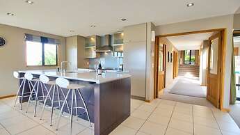 Sun Spa Ski on Hensman