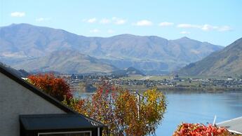 Sun Spa Ski on Hensman