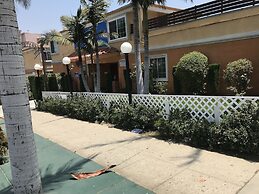 Starlight Inn La Brea