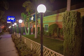 Starlight Inn La Brea