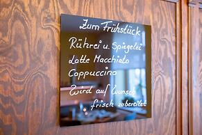 Zur Altstadt - Am Fuße der Osterburg - Gaststätte, Pension, FEWO