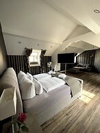 Zur Altstadt - Am Fuße der Osterburg - Gaststätte, Pension, FEWO