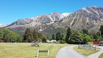 Grasmere High Country Bed & Breakfast Lodge