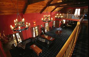 Grasmere High Country Bed & Breakfast Lodge