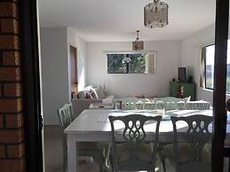 Sunny Holiday Home Near the Beach