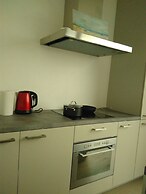 Fully Equipped Sunny Apartment