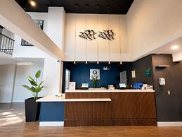 Quality Inn & Suites Thunder Bay Downtown
