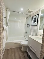 Quality Inn & Suites Thunder Bay Downtown