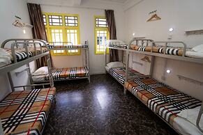 OSS Backpackers Hostel