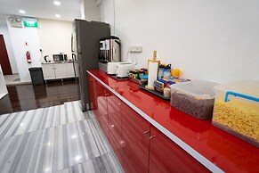 OSS Backpackers Hostel