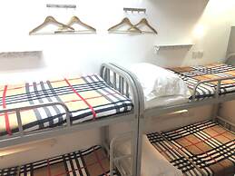OSS Backpackers Hostel