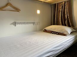 OSS Backpackers Hostel