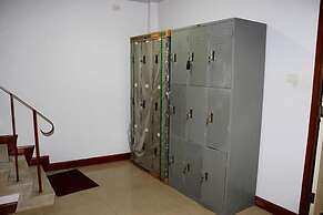 Home Base Hostel - Adults Only