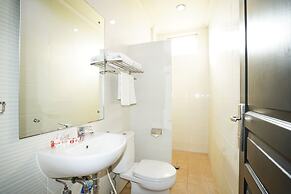 Maumu Hotel & Lounge