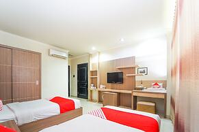 Maumu Hotel & Lounge