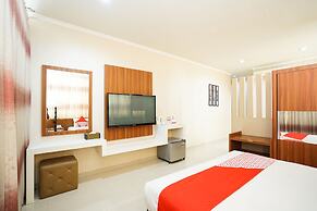 Maumu Hotel & Lounge