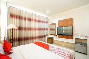 Maumu Hotel & Lounge