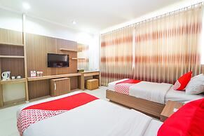 Maumu Hotel & Lounge