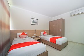 Maumu Hotel & Lounge