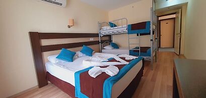 Klas More Beach Hotel