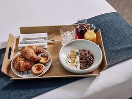 Shadow Play by Peppers