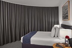 Shadow Play by Peppers