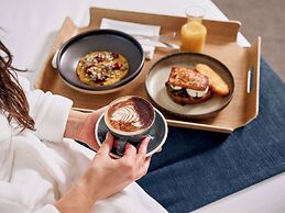 Shadow Play by Peppers