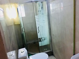 Mignonette Hotel & Suites