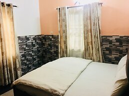 Mignonette Hotel & Suites