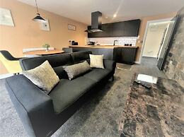 The New County Hotel