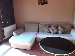 Full House Boutique Otel