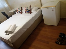 Full House Boutique Otel