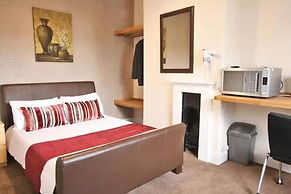 Central Hotel Cheltenham by Roomsbooked