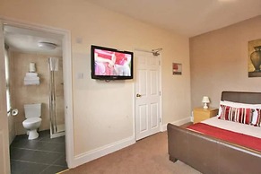 Central Hotel Cheltenham by Roomsbooked