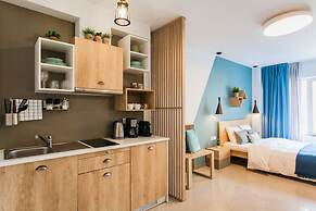 Dynasta Central Suites