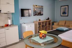 Dynasta Central Suites