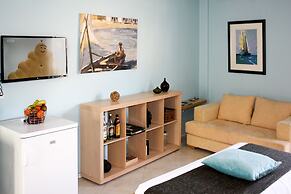 Dynasta Central Suites