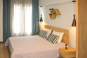 Dynasta Central Suites