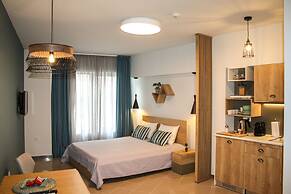 Dynasta Central Suites