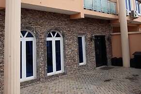 Perfect Havens at Agungi